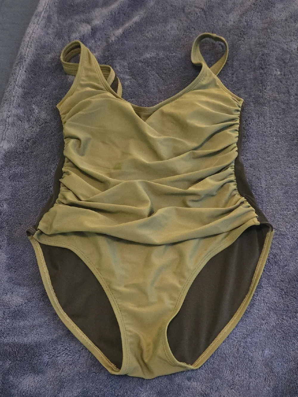 EUC DKNY LADIES OLIVE GREEN RUCHED ONE PIECE SWIMSUIT - Picture 1 of 4